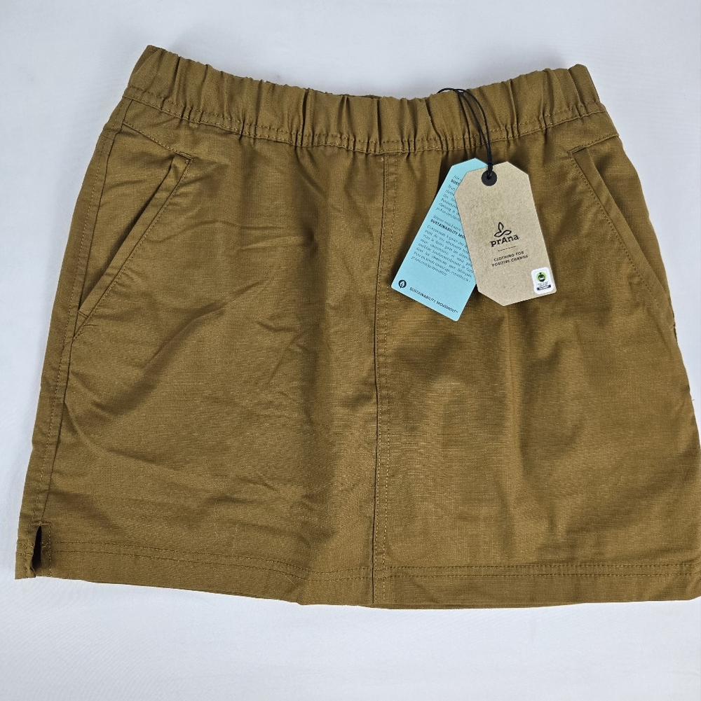 NWT prAna Double Peak Skort Antique Bronze Size 4 Elastic Waist Slit Pocket Mini